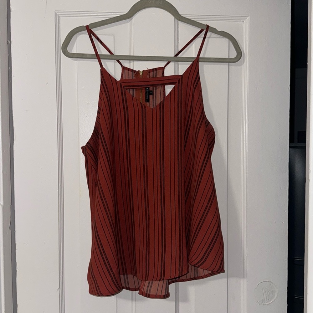 Women’s Large Papermoon shirt